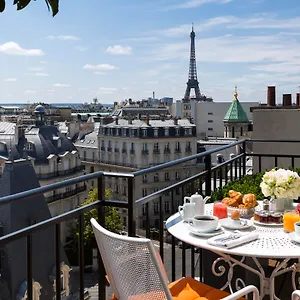 ***** Hotel San Régis Francia