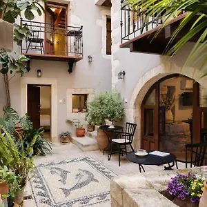 Casa Dei Delfini מלון העיירה רתימנו