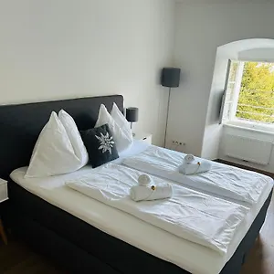 Homestay Palais Am Kai - Zentrale Lage, Kostenloser Parkplatz