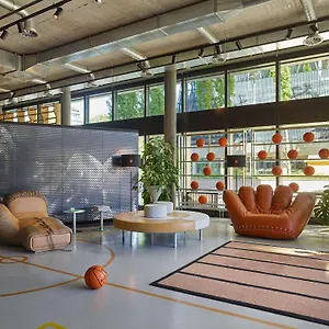 https://25hours-hotel-zurich-west.hotelsbaselswitzerland.com