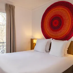 Korner Etoile 3*, Paris Franţa