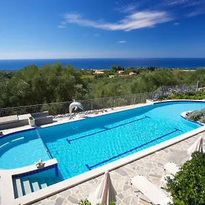 Theodora , Lakíthra Grecia