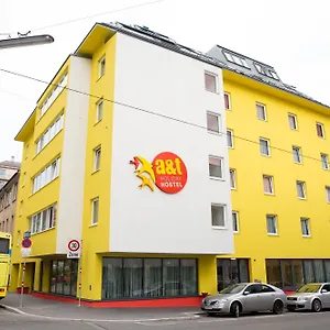 A&t & Auberge de jeunesse