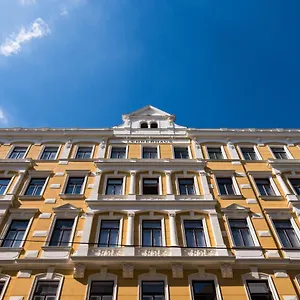 2* Szálloda Lehrerhaus