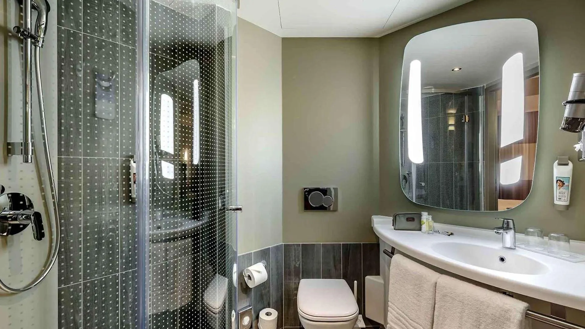 Ibis Wien Hauptbahnhof 3*,