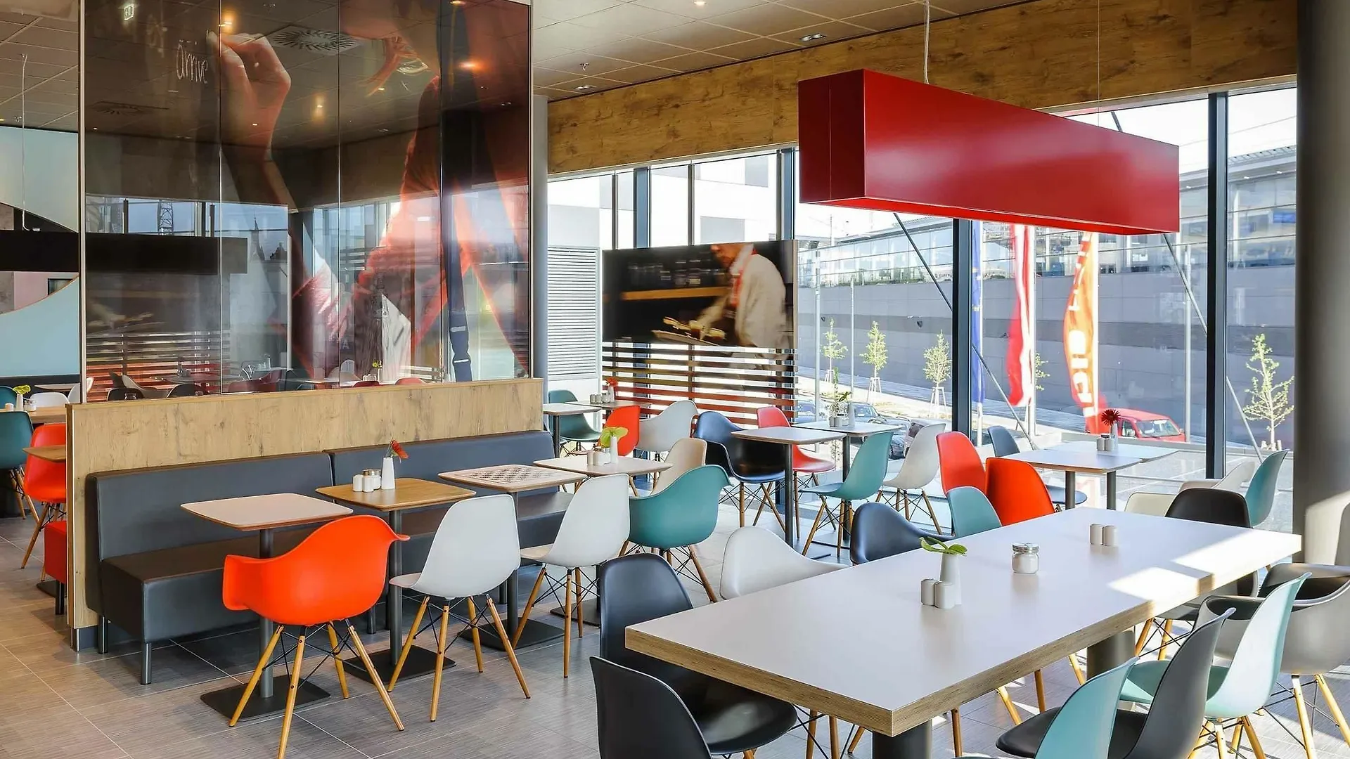 Ibis Wien Hauptbahnhof 3*, Vienna Austria